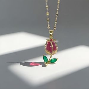 Collier pendentif rose style coréen pour femme, serti de zircon, forme végétale, bijou de mode pour usage quotidien, origine Yiwu A1118 - Product Image 1