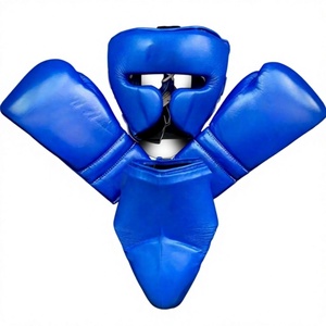 Ensemble de boxe en cuir véritable pour l'entraînement, vente en gros, style personnalisé, comprenant gants, casque et protège-grenaille - Product Image 1