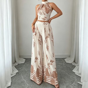 Ensemble assorti d'été bohème en satin imprimé feuilles de palmier pour femme, comprenant un crop top dos nu à nouer et un pantalon palazzo à jambes larges, deux pièces - Product Image 1