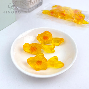 Vente en gros de bonbons en gelée aux fruits divers goûts fruits en cube bonbons mous petit poisson doré collations aux fruits - Product Image 4