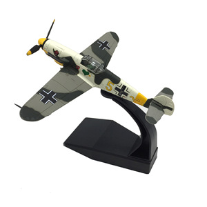 Avion de chasse <span class=keywords><strong>allemand</strong></span> Bf 109 de la Seconde Guerre mondiale pour les passionnés d'aviation - Product Image 1