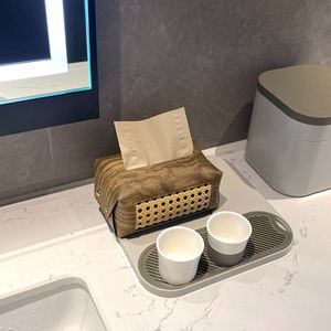 Boîte à mouchoirs en cuir, design grain de bois, imperméable, polyvalente, pour la maison et la voiture, solution de rangement pratique - Product Image 1