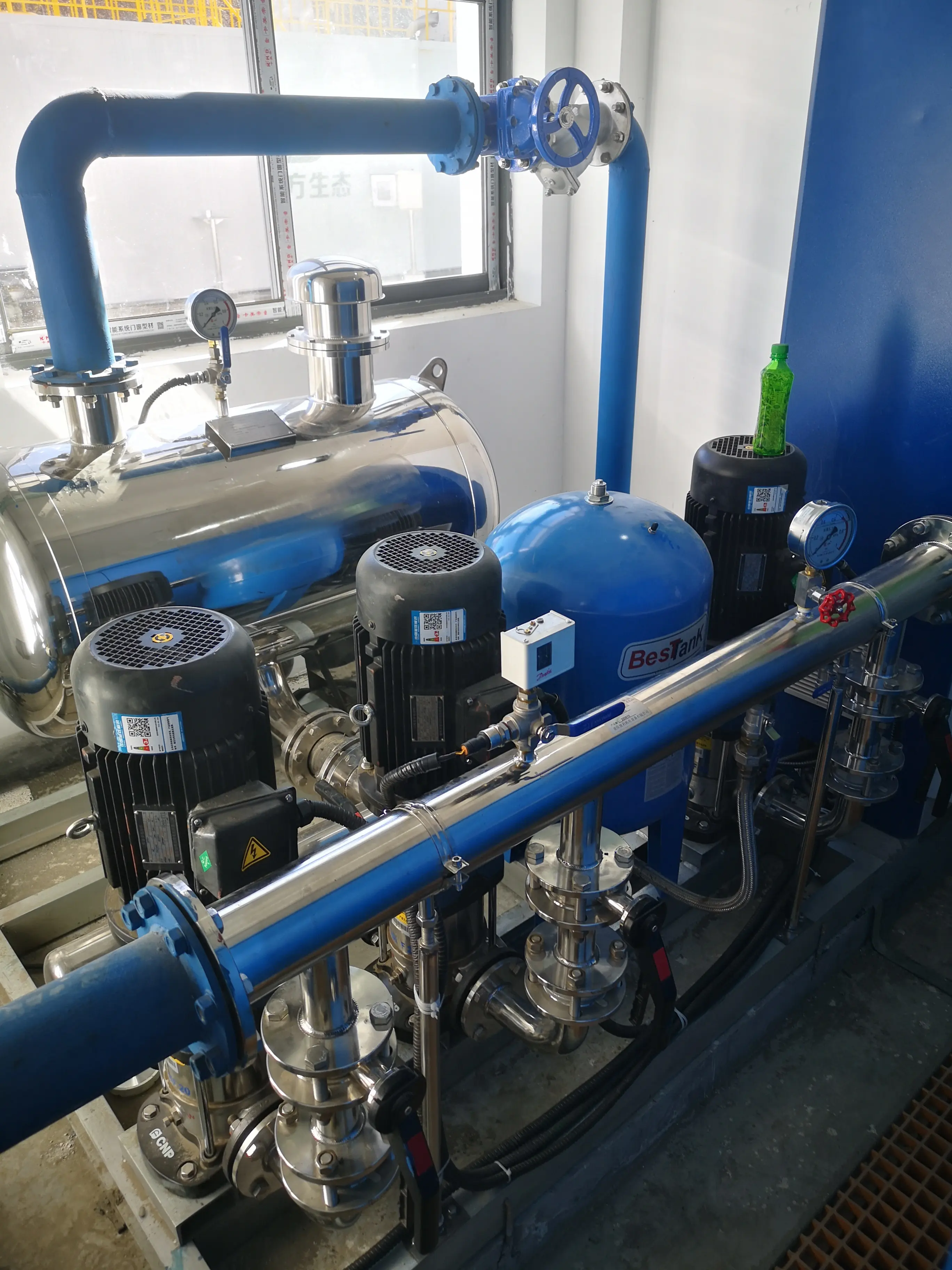 نظام جديد صناعي للاستخدام المنزلي لمصانع معالجة مياه الصرف الصحي MBR نظام لتجميع مياه الصرف الصحي مع عناصر PLC لمعالجة المياه الصرفية