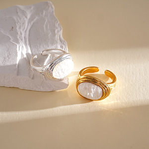 Bague de cocktail ovale incrustée de coquillages, plaquée or 18 carats, argent bicolore, large bande, bague statement, bijoux classiques pour femmes, à porter au quotidien - Product Image 4