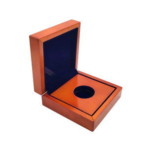 Caja de Madera para Monedas Conmemorativas, Cuadrada, 12X12X5Cm, Hecha a Mano, para Regalo o Artesanía - Product Image 3