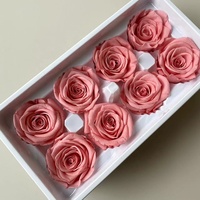 Konservierte Rosenköpfe 8 Stück in Box Frische Rosen Klasse B Großhandel DIY Blumenmaterial für Weihnachten Muttertag Valentinstag