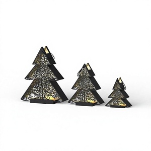 Ensemble de 2 lanternes de Noël en métal, design sapin de Noël, porte-bougies chauffe-plat, décoration de table, en vente - Product Image 1