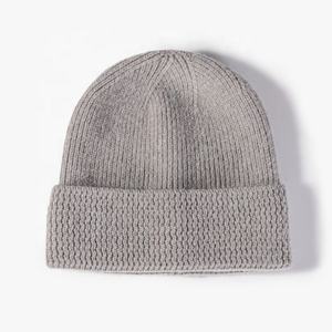 Gorro de invierno a la moda para hombres y mujeres, gorro de lana de Color sólido, tejido cálido y elegante para esquiar, uso diario, fiestas de ciclismo - Product Image 1