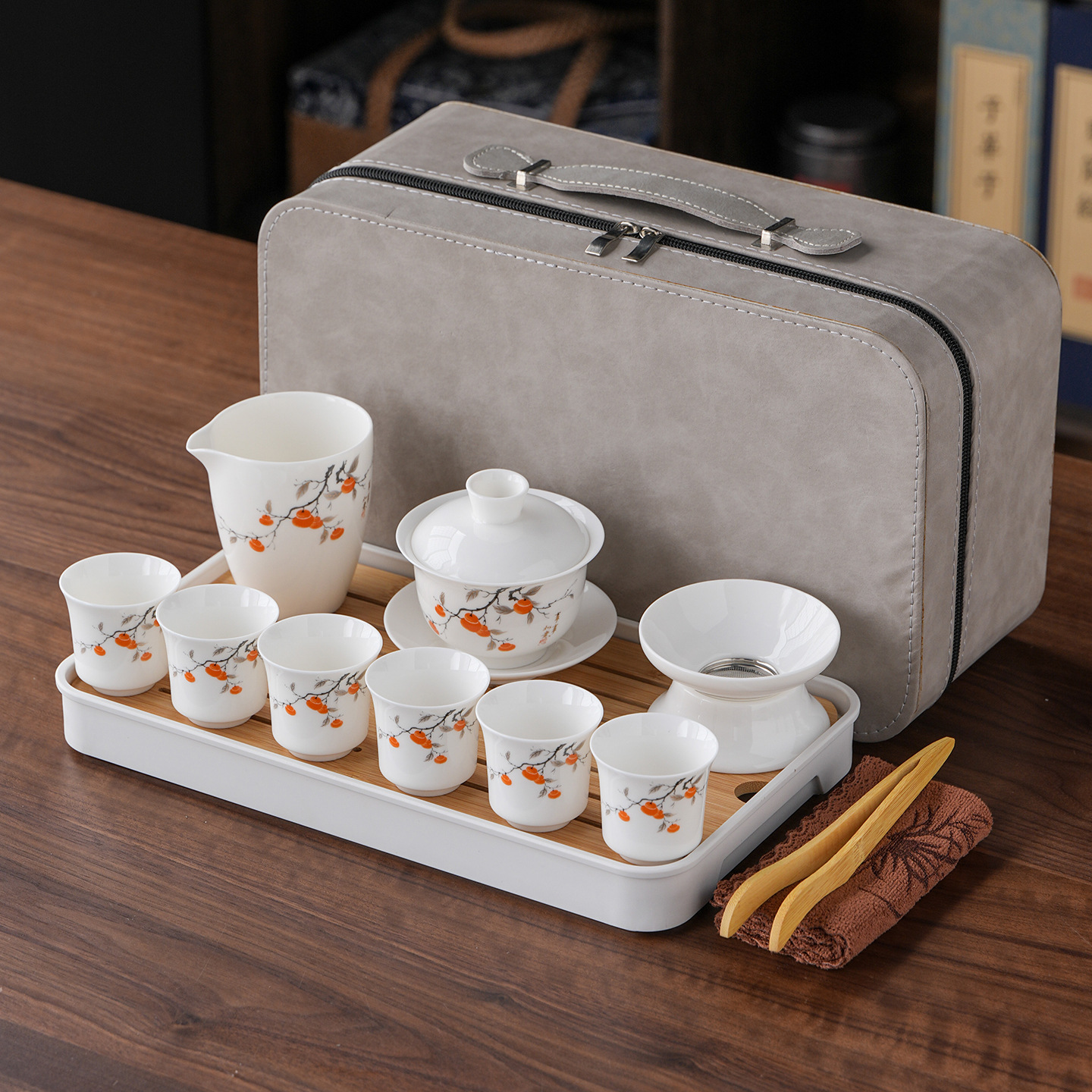 Set di 6 tazze in porcellana giada-cachi con piattino