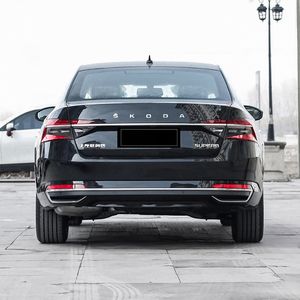 En Stock Volkswagen Skoda Superb Gasolina/Diésel 2025 2026 Skoda Superb 1.4t 5 Puertas 5 Asientos Sedán Versión 2025 Auto Nuevo Económico - Product Image 5