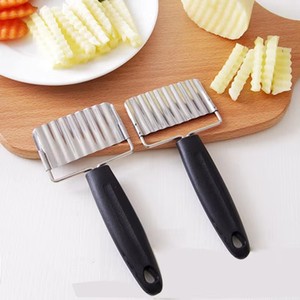 <span class=keywords><strong>Cortador</strong></span> Ondulado <span class=keywords><strong>de</strong></span> Acero Inoxidable para <span class=keywords><strong>Patatas</strong></span> con Mango <span class=keywords><strong>de</strong></span> Plástico, para <span class=keywords><strong>Patatas</strong></span> Fritas, Zanahorias y Vegetales, Utensilio <span class=keywords><strong>de</strong></span> Cocina - Product Image 3