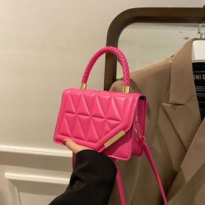 2023 Vintage Lady Fashion Crossbody Hand <b>Bag</b> PU with Diamond Lattice Design Large Capacity and <b>Long</b> Chain Letter Decoration - Product Image 4