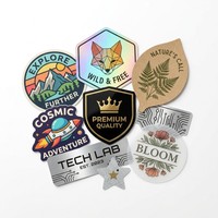 Autocollants personnalisés en PVC brillant découpés à la forme pour la promotion de marque, emballage de détail pour supermarchés, autocollants adhésifs premium imperméables