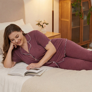 OEM/ODM Vêtements de nuit pour femmes, cardigan à boutons, respirant, couleur unie, <span class=keywords><strong>grande</strong></span> <span class=keywords><strong>taille</strong></span>, pyjama en tricot à manches courtes, ensemble deux pièces, vêtements de maison - Product Image 5