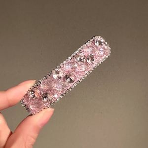 Barrettes latérales scintillantes en strass, élégantes épingles à cheveux en cristal pour femmes et filles, accessoires capillaires raffinés - Product Image 3
