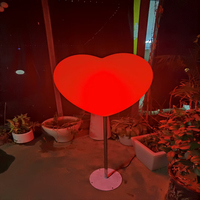 Lampes de jardin lumineuses à changement de couleur RGBW en forme de cœur, éclairage paysager pour centres commerciaux, concerts et chorales, lampe carrée en forme de cœur rouge