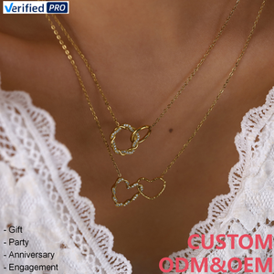 สร้อยคอ CAIOOCHE สไตล์มินิมอล สแตนเลสสตีล ชุบทอง ประดับจี้รูปหัวใจประดับเพชรซิคอน สำหรับผู้หญิง ของขวัญวันแม่ - Product Image 1