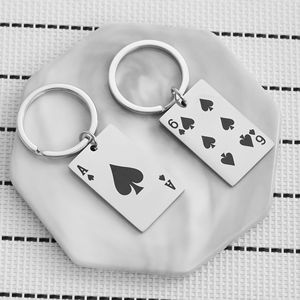 Porte-clés pendentif personnalisé pour sac à dos, motif As <span class=keywords><strong>de</strong></span> <span class=keywords><strong>Pique</strong></span> à Roi <span class=keywords><strong>de</strong></span> <span class=keywords><strong>Pique</strong></span>, en acier inoxydable, design créatif, carte <span class=keywords><strong>de</strong></span> poker en métal - Product Image 4