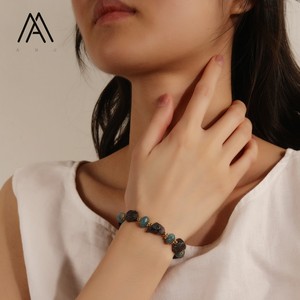 Gelang Batu Giok & Iolit Malaysia Buatan Tangan dengan Manik-manik Emas, Perhiasan Batu Asli untuk Wanita - Product Image 3
