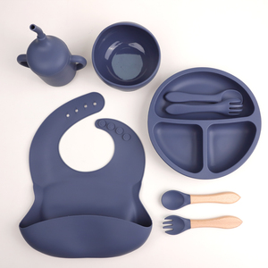 Set di stoviglie in Silicone prodotte in fabbrica per bambini da pranzo per allenamento con piatto cucchiaio forchetta per ciotola di riso tazza per acqua - Product Image 3