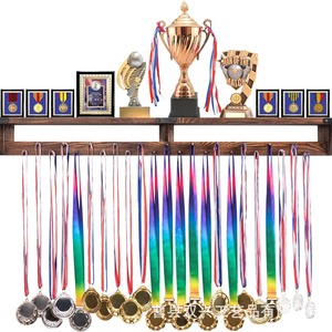 Estante de madera para guardar medallas, montado en la pared, de dos niveles, para exhibir premios y medallas - Product Image 3