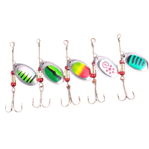 Leurre de pêche en métal en forme de cloche avec hameçons triples, 6 cm, 3 g, Luia, appât biomimétique rotatif en métal scintillant - Product Image 1