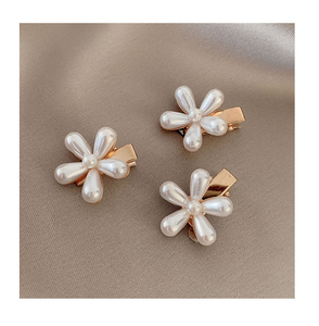 Épingles à cheveux fleur blanche tendance 2026 : Bijoux fantaisie pour femmes, design de niche populaire, vente en gros - Product Image 4