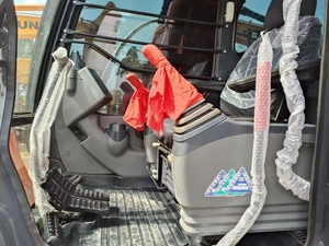 Excavatrice sur chenilles Hitachi ZX120 d'occasion de 12 tonnes, faible nombre d'heures de fonctionnement, fabriquée au Japon, certifiée CE, avec accessoire de pincement et brise-roche - Product Image 3