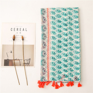 Phong <span class=keywords><strong>C</strong></span>ách Mới Mềm Bali Sợi Cotton Và Linen Tay <span class=keywords><strong>C</strong></span>ảm Thấy Khăn Sọ<span class=keywords><strong>c</strong></span> Hoa Trang Trí Du Lịch Kem Chống Nắng Khăn Choàng Khăn Choàng Bông Phụ Nữ - Product Image 2