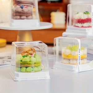 Emballage de desserts carré en plastique PET transparent jetable Boîtes <span class=keywords><strong>à</strong></span> gâteaux formées sous vide avec fourchette pour usage alimentaire - Product Image 3