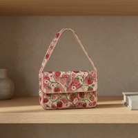 Mini pochette en perles de qualité supérieure pour femmes, motifs ornés, artisanat raffiné, pour la Saint-Valentin, soirée, nylon