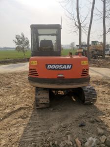 Excavatrice d'occasion Doosan Dx60 Dh60 Dx140w Dh140w-7 Dh150w-7 Dh225lc-7 Dx300 Dx300lc-9 Dx520lc, excavatrice d'occasion, 90% neuve - Product Image 2