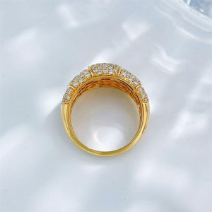 Anello di Fidanzamento di Lusso Prestigioso con Diamanti, Oro Giallo 18K, Diamanti Coltivati in Laboratorio, Taglio Brillante Rotondo, Certificato IGI per Donne - Product Image 3