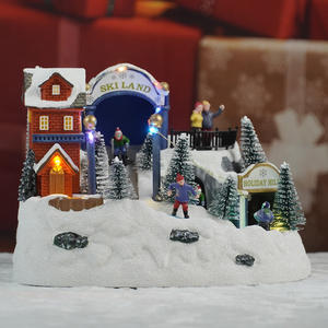 Décorations <span class=keywords><strong>de</strong></span> Noël Artisanales en Plastique, Village <span class=keywords><strong>de</strong></span> Noël Classique avec Lumières LED et Fonction Musicale, 8 Chansons <span class=keywords><strong>de</strong></span> Noël, 3AA Non Inclus - Product Image 3