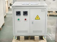 Transformateur d'isolement triphasé haute capacité 220V 380V 400V 415V 440V 600V 200kVA 300kVA Type sec Cuivre/Aluminium 50/60Hz