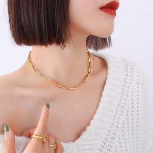 Chaîne perlée double couche plaqué or PVD 18 carats chaînes de trombones pendentif en acier inoxydable collier ras du cou en perles flottantes - Product Image 4