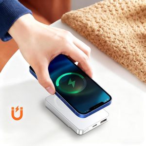 แบตสำรองพกพาขนาดเล็ก 5000mAh กำลังไฟ 20W ชาร์จไร้สายเร็ว พร้อมพอร์ต Type-C สำหรับใช้งานกลางแจ้ง - Product Image 5
