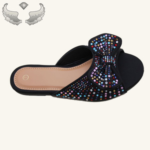 Sandalias Planas de Primavera para Mujer, Modernas y de Alta Calidad, con Lazos de Pedrería, Ligeras, Transpirables, Antideslizantes y Reciclables - Product Image 3
