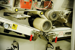 Máquina para Fabricar Toallas <span class=keywords><strong>Sanitarias</strong></span> de Alta Eficiencia y Totalmente Automática al Mejor Precio - Product Image 2