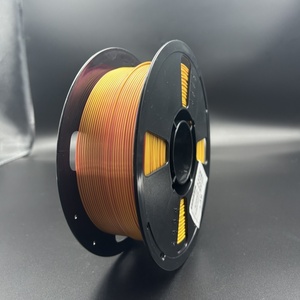 Filamento de Goma de 1.75mm y 1kg con Efecto Seda, Acabado Liso y Brillante, Color Personalizado, Envasado al Vacío para Modelos Visuales Premium de Alta Calidad - Product Image 1