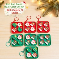 Ensemble de porte-clés anti-stress en PVC à bouton-poussoir pour Noël, avec breloques 3D Père Noël, sapin et couronne, pour les fêtes
