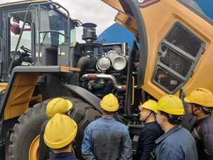 توجيه انزلاقية من العلامة التجارية الصينية الجديدة XC988 8 طن مع ملحق دلو المحرك الشهير - Product Image 6