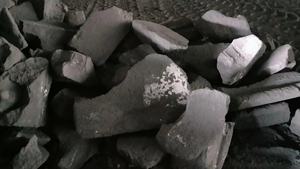 Bloc de carbone de ferraille d'anode de carbone à haute valeur calorique pour le moulage d'acier de forgeage de <span class=keywords><strong>fer</strong></span> - Product Image 6