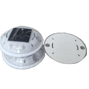 Pieu routier LED solaire de haute qualité, type œil de chat, en promotion pour la signalisation routière - Product Image 1