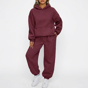 Conjunto Deportivo Oversize de Algodón para Mujer, Estilo Urbano, con Bordado Personalizado, Marca Privada de Fábrica - Product Image 1