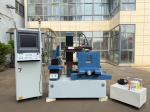 DK7720 Single <strong>Cut</strong> <strong>CNC</strong> <strong>Wire</strong> Cutting <strong>EDM</strong> <strong>Machine</strong> High <strong>Speed</strong> <strong>Wire</strong> <strong>Edm</strong> With 0.01mm High Precision - Product Image 5