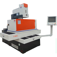 Machine à électroérosion à fil CNC à vitesse moyenne DK7750C pour la découpe de fil, outil efficace pour diverses applications, électroérosion à fil moyenne vitesse