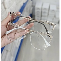 Nuevas Monturas Ópticas Metálicas de Diseño Moderno, Gafas de Lujo en Liquidación, Surtido Variado, Monturas Económicas de Ojo de Gato para Mujer