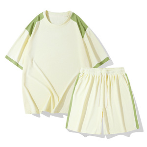 Ensemble de survêtement décontracté pour homme, deux pièces, en polyester extensible tricoté, avec logo personnalisé, manches courtes, coupe ample, color block, idéal pour l'été - Product Image 5