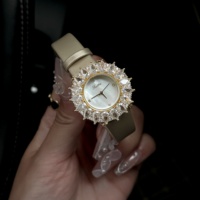 Montre de luxe Scottie 9745 pour femme, cadran doré, bracelet incrusté de diamants, affichage simple, mouvement à quartz, verre minéral